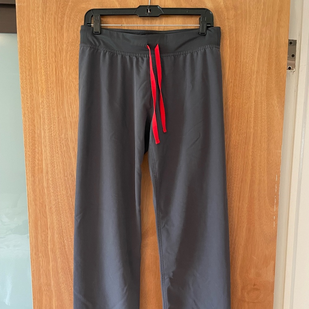 Figs charcoal Livingston scrub pants